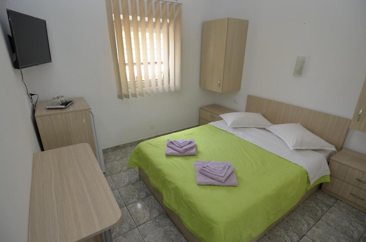 Hotel Vila Rara Costinesti Zewnętrze zdjęcie