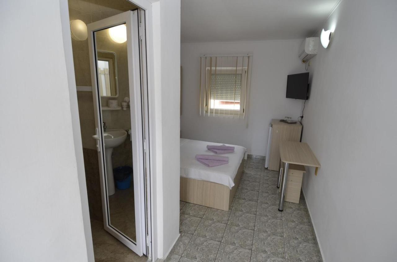 Hotel Vila Rara Costinesti Zewnętrze zdjęcie