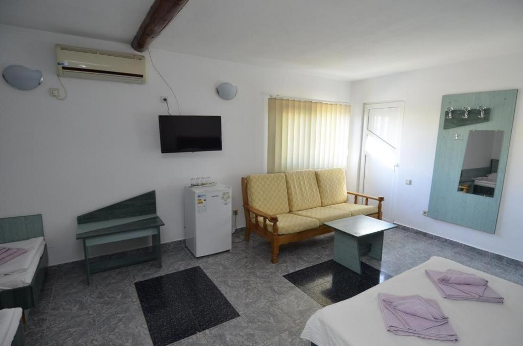 Hotel Vila Rara Costinesti Zewnętrze zdjęcie